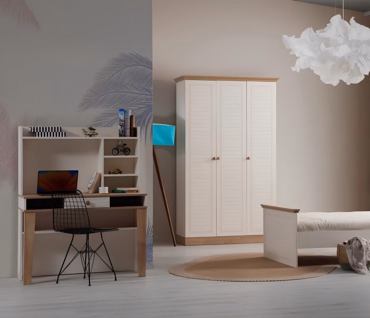 Hochwertige Schlafzimmer Garnitur Designer Kleiderschrank Holztisch