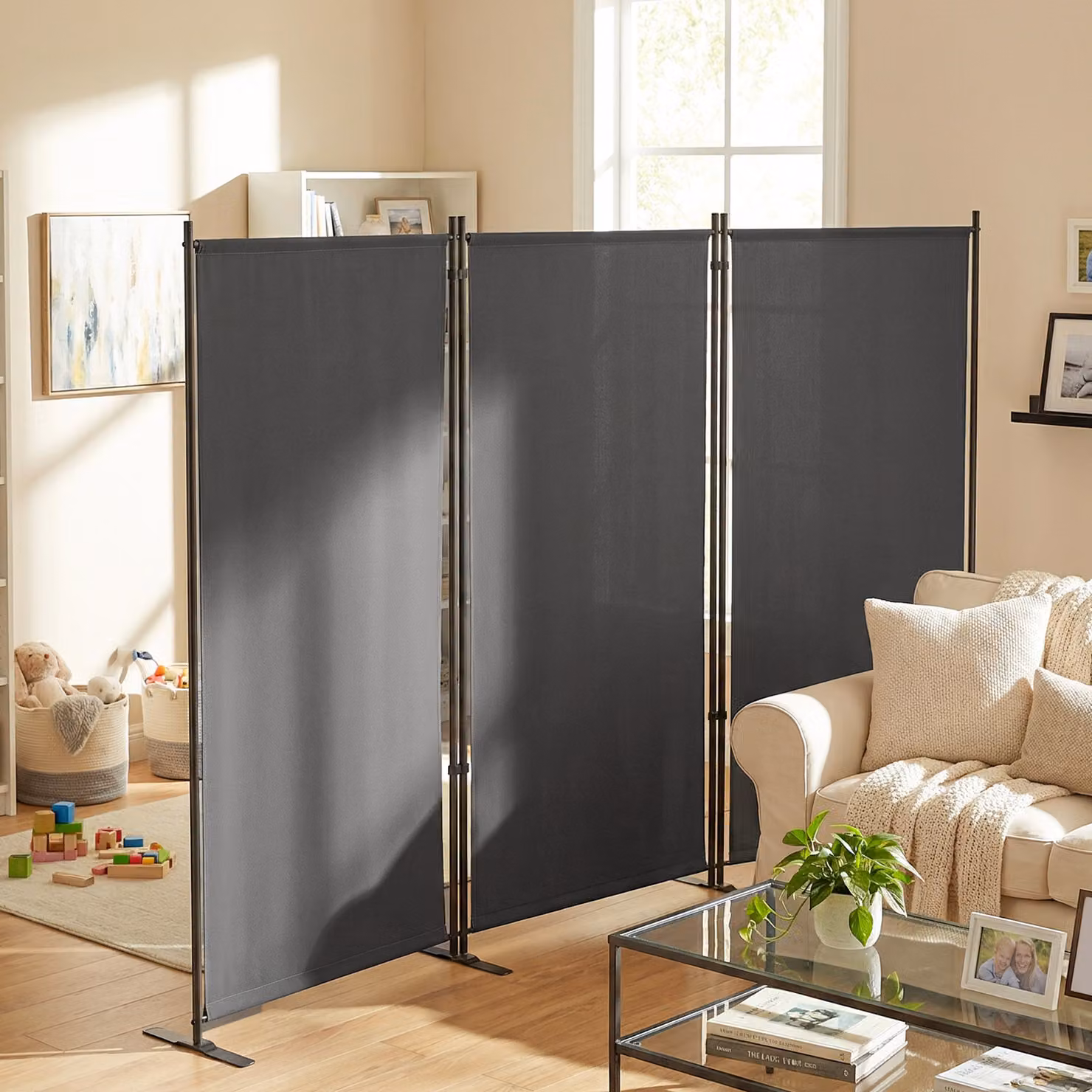 Biombo pieghevole a 3 pannelli Outsunny con struttura metallica e protezione UPF 30+, separatore per ambienti, Grigio scuro, L: 260 cm, H: 180 cm – 2
