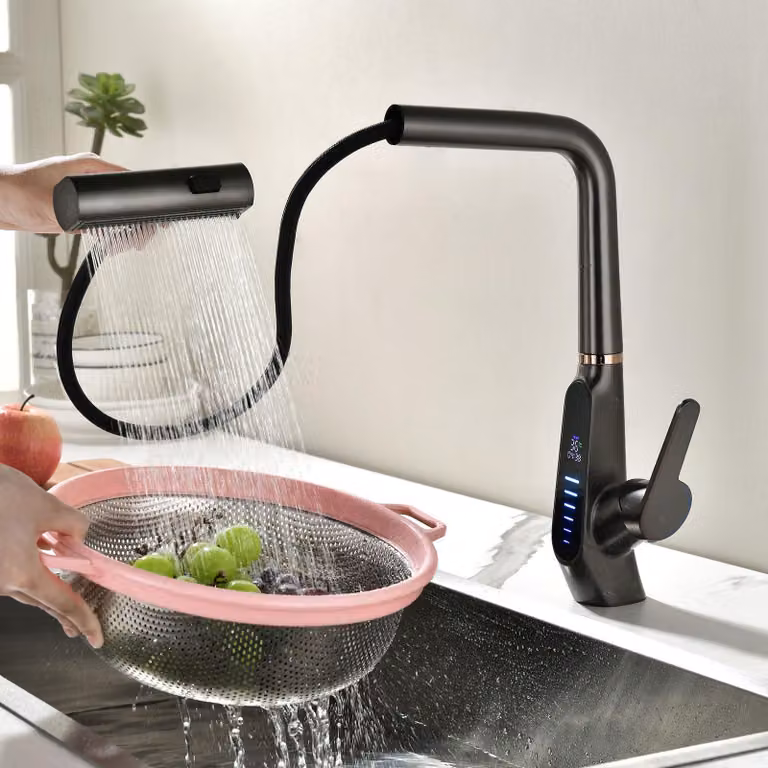 Miscelatore da cucina estraibile, con display LED, 3 modalità, rotazione a 360°, finitura in rame