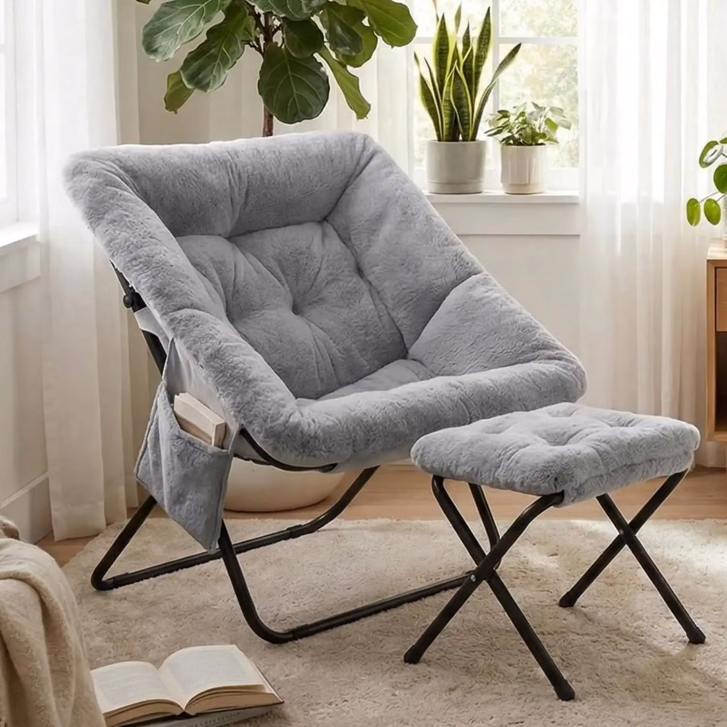 Poltrona reclinabile con poggiapiedi – Poltrona pieghevole – Imbottita – Tasca laterale – Struttura in metallo – 72 x 76 x 78 cm – Grigia