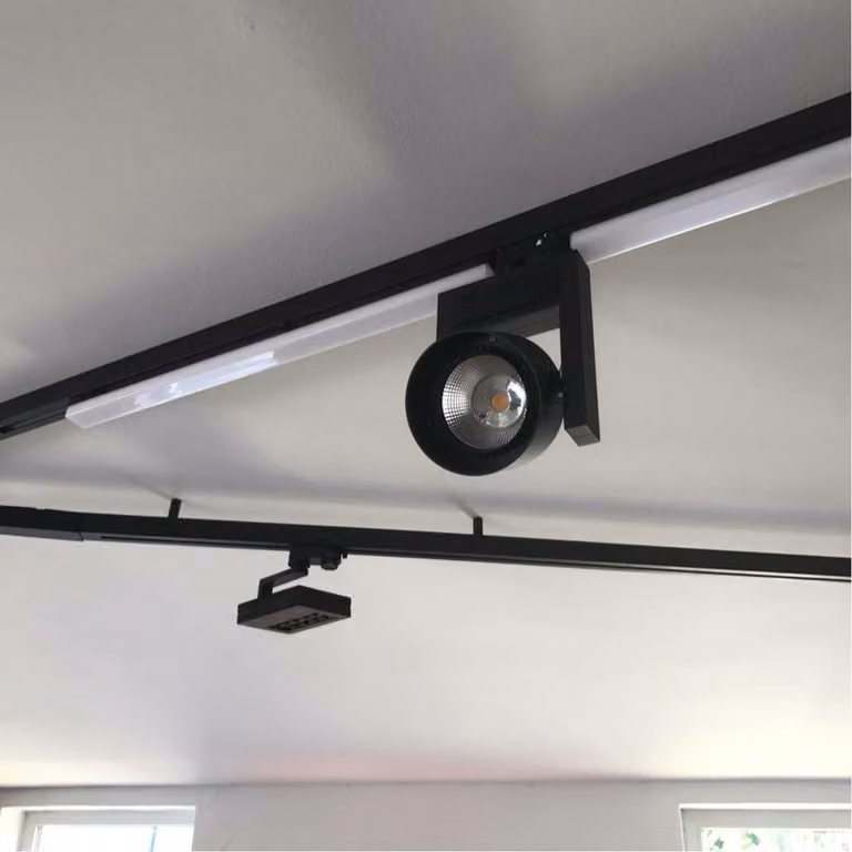 luce lineare trifase 60cm o 120cm