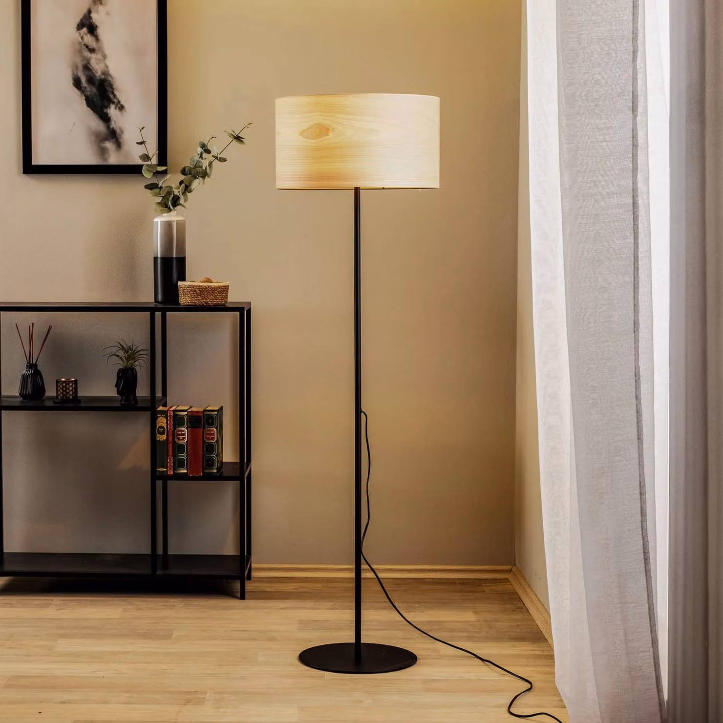 Lampada da terra Veneer Duolla, Legno chiaro, Soggiorno / Sala da pranzo, Legno, Moderno, Lampada da terra