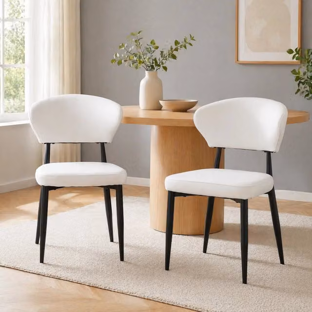 Set di 2 sedie da pranzo moderne MODFU in ecopelle bianca e metallo nero con schienale ergonomico