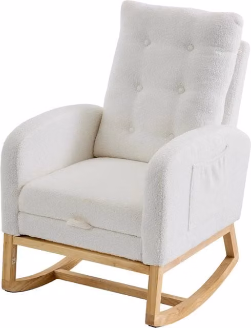 Sedia a dondolo relax Chicfurn con USB, poggiapiedi estraibile e tasche laterali in bouclé bianco e struttura in legno massello, H 102,0 x L 66,5 x P 21,7 cm