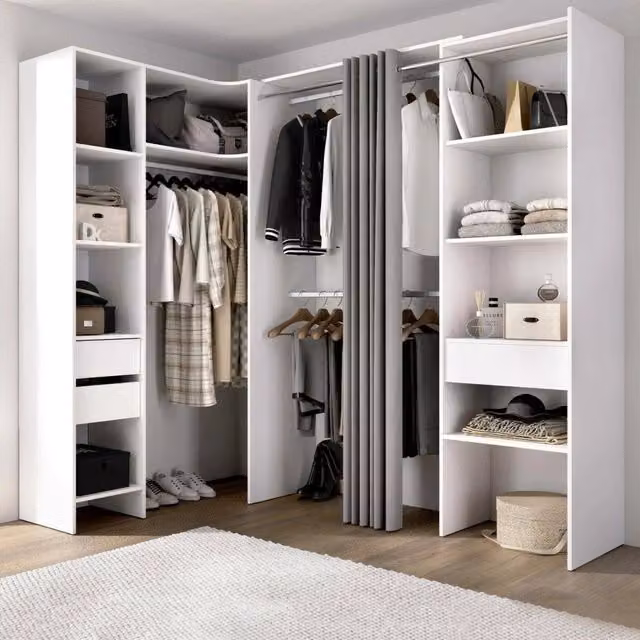 Armadio moderno DMORA con ante a rullo e cassetti integrati, Bianco, L: 141 cm, H: 205 cm