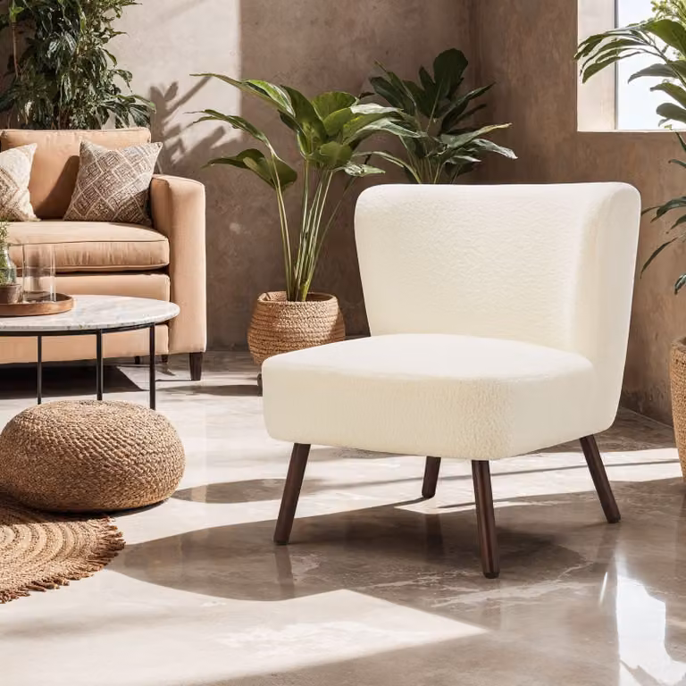 Poltrona da cocktail Teddy Robina di TecTake GmbH in bouclé bianco avorio con struttura in metallo