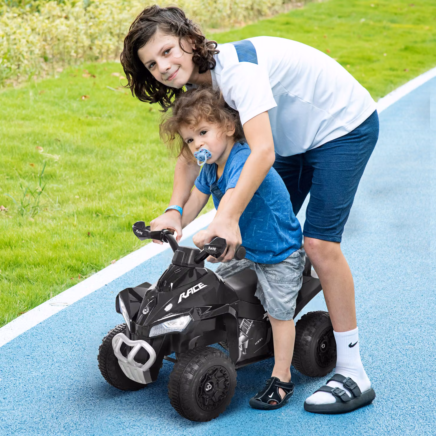 Mini Quad HOMCOM per bambini 18-36 mesi a spinta manuale con musiche integrate e impugnatura, nero – 2