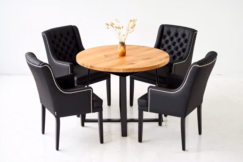 Essgarnitur Tisch + 4 Chesterfield Stühle Stuhl Holz Sitz Polster Garnitur Lehn