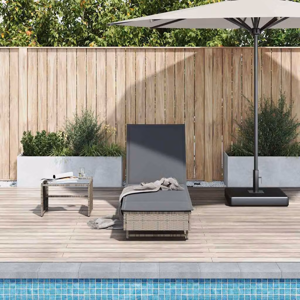 vidaXL Lettino prendisole in polyrattan grigio con ruote e cuscino regolabile