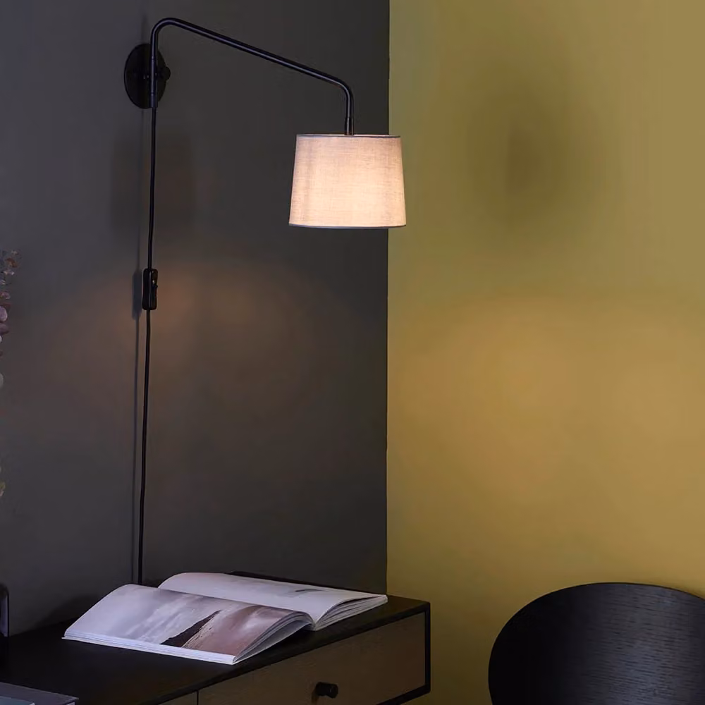 Applique moderna Endon con braccio snodato regolabile e paralume in tessuto nero per lettura e ufficio, attacco E14 – 2
