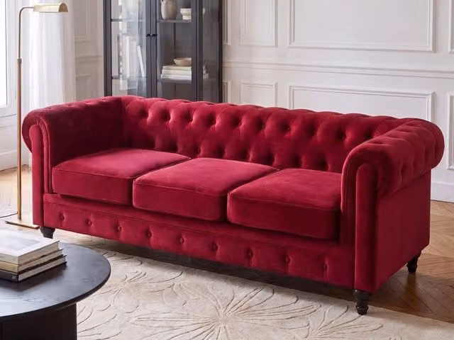 Divano Chesterfield BELIANI in Velluto Rosso con Gambe in Legno di Rubberwood per 3 Persone L: 202 cm, P: 75 cm, H: 70 cm – 1