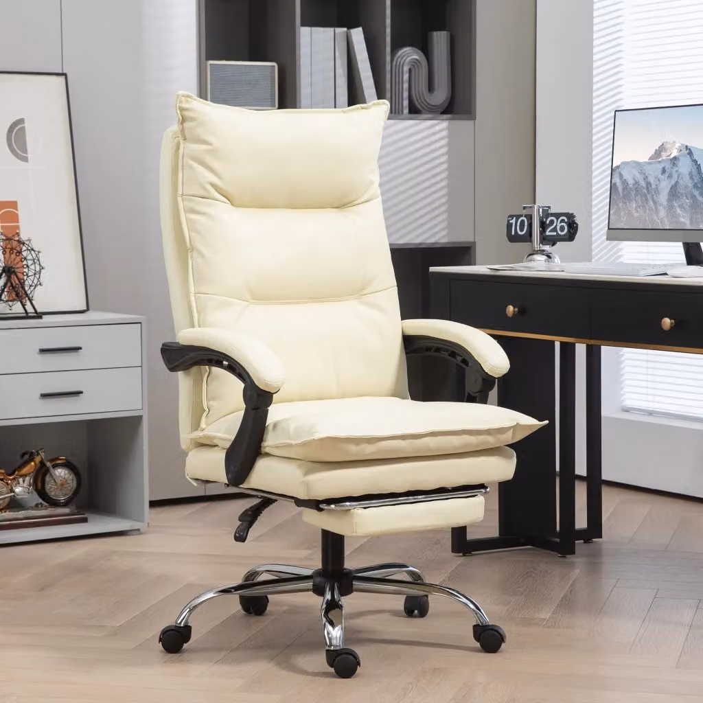 Sedia da ufficio ergonomica Giordanoshop girevole e reclinabile in finta pelle beige con poggiapiedi e braccioli, L: 59 cm, P: 66 cm, H: 120-135 cm – 2