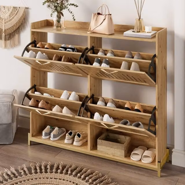 Desviae Scarpiera 4 ante con listelli verticali traforati in MDF e base in metallo color legno per ingresso 108,5 × 24 × 100 cm