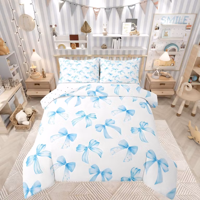 Omgoods - Set di lenzuola per letto a tema "cielo blu" con motivo a pois, per bambini