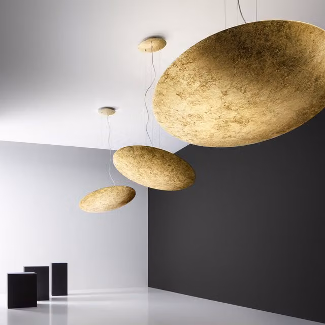 Lampada a sospensione LED Panzeri Gong in metallo, regolabile e dimmabile, disponibile in bianco, nero o oro/ottone