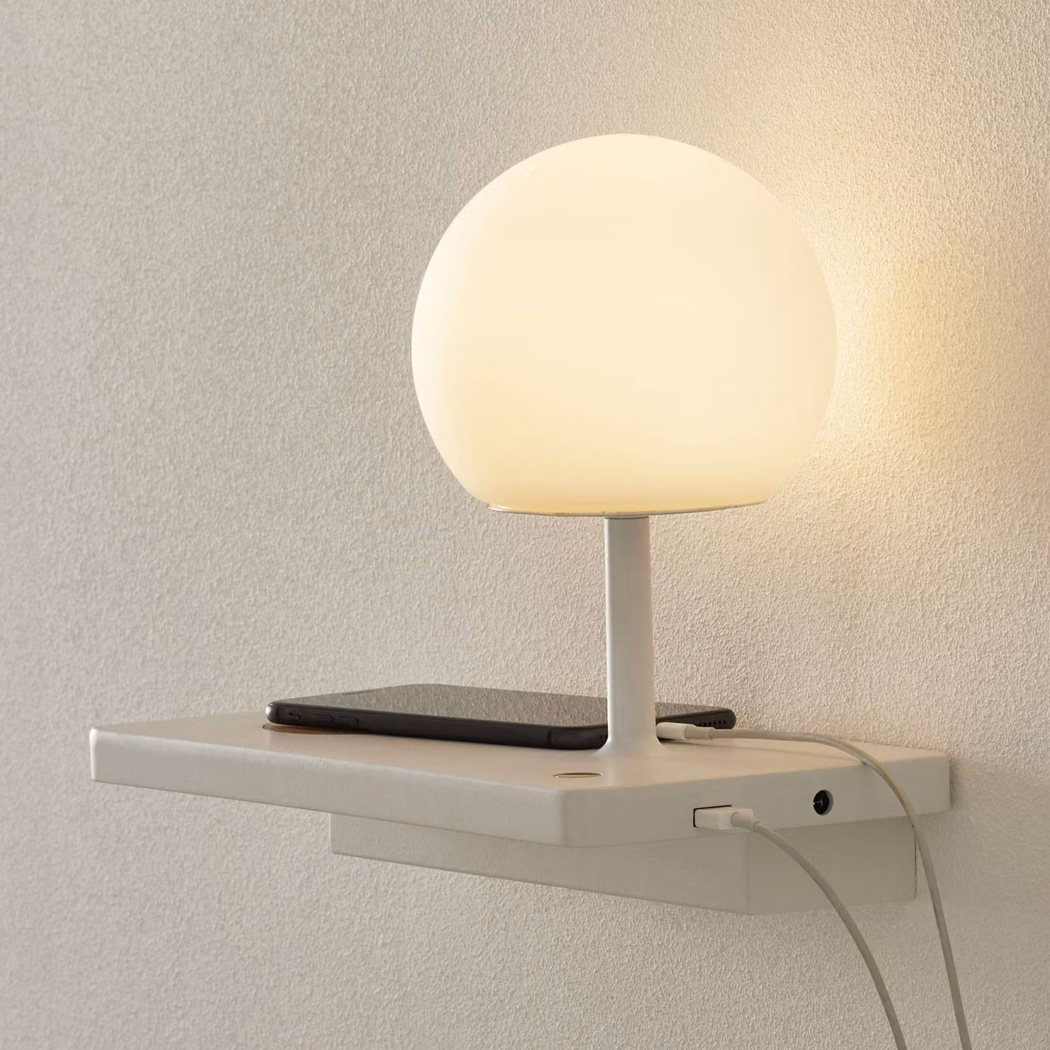 FARO BARCELONA Applique da parete a LED Niko, dimmerabile, Bianco / Opale, Camera da letto, Metallo, Scandinavo, Applique a LED