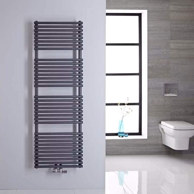 Scaldasalviette Termoarredo Bagno con Attacco Centrale - Design Tubolare Antracite - 310W - 1520 x 500mm - Magera