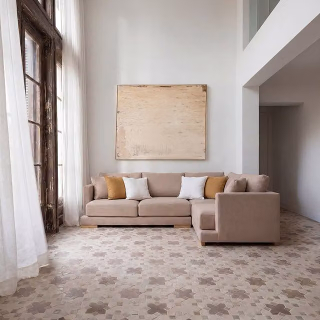 Divano angolare Banak Monza a 4 posti con lato destro, colore beige, stile scandinavo con coperture rimovibili e cuscini inclusi