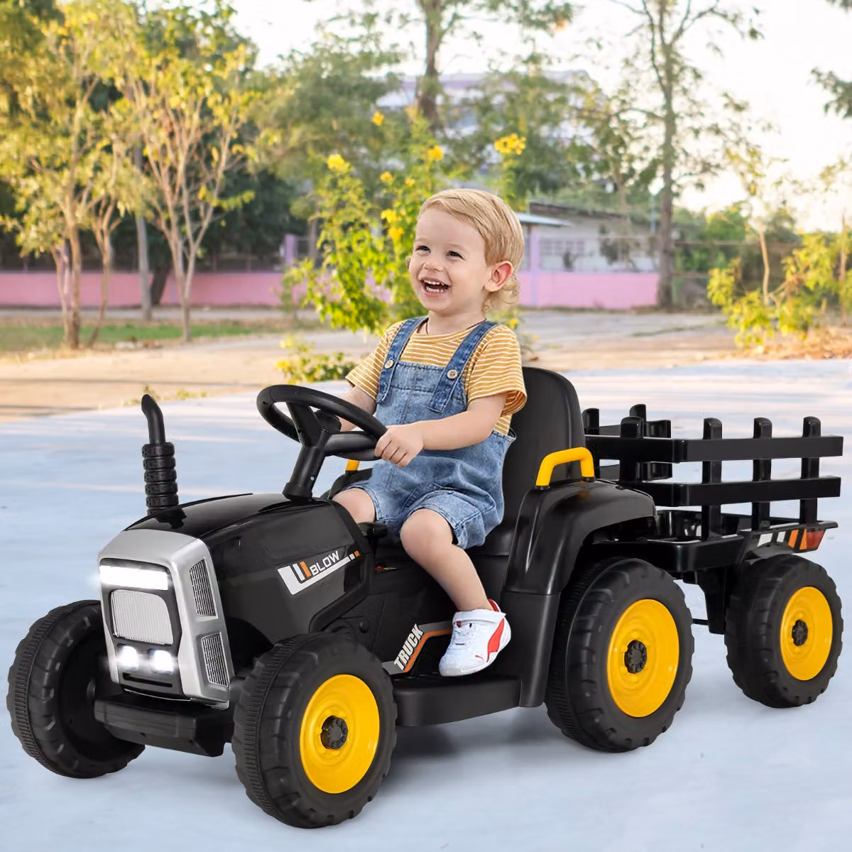 Costway Trattore Giocattolo Elettrico con Rimorchio 12V per Bambini, Nero, con Luci, Suoni e Telecomando – 3