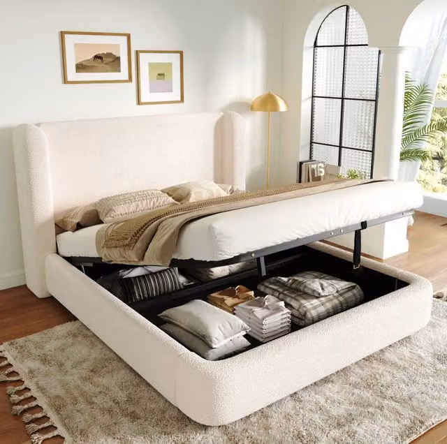 Letto imbottito contenitore con apertura idraulica e rete a doghe; bouclé beige