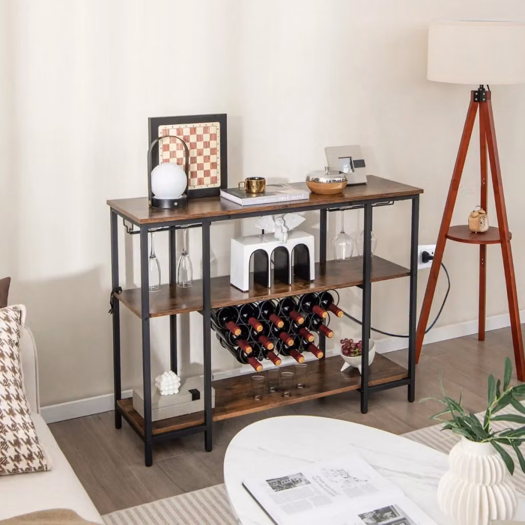 Mobile bar vino in stile industriale con 3 ripiani, porta calici, porte USB e prese, struttura in metallo e legno, colore marrone – 2