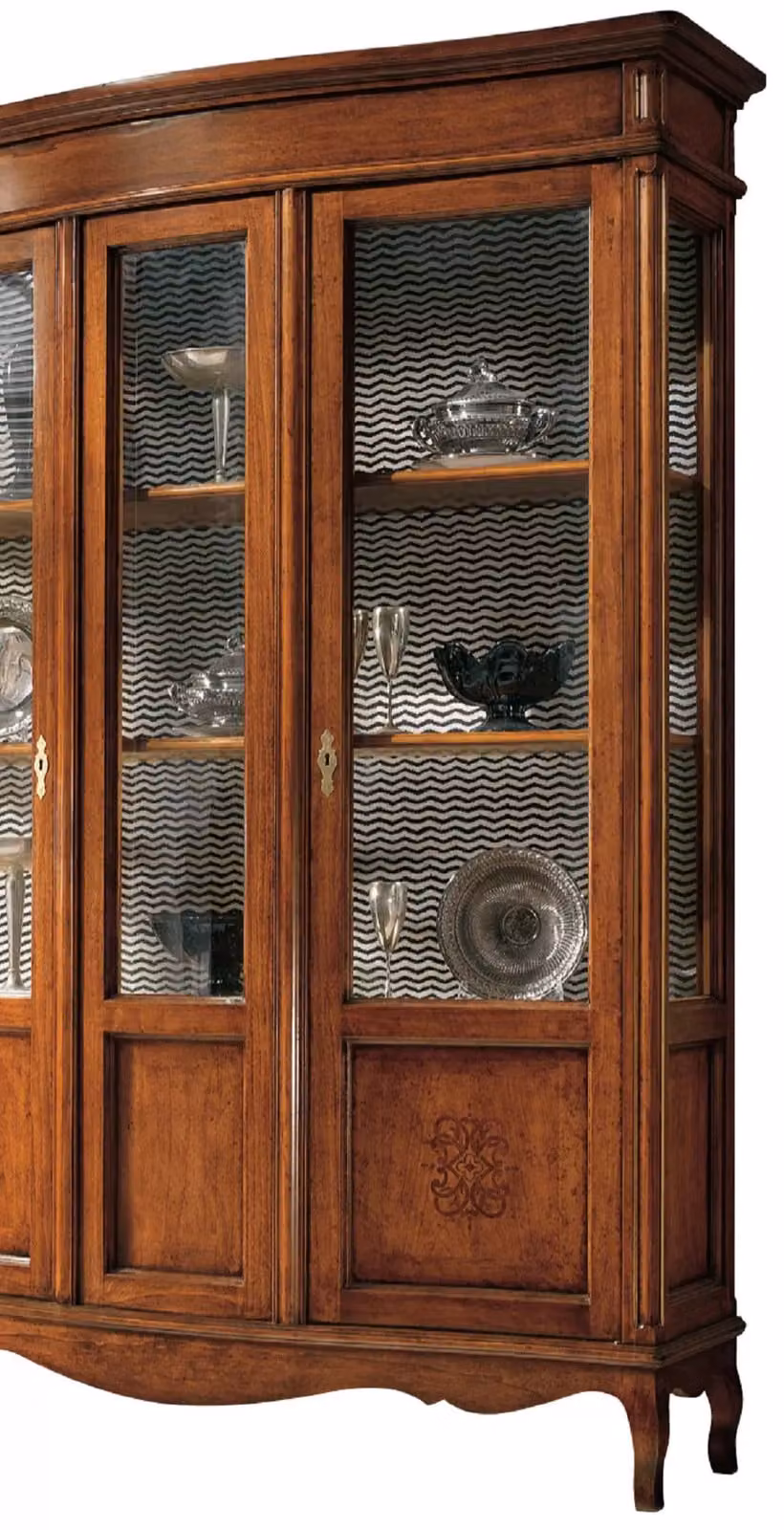 Vetrina Mobili 2G in legno massello marrone con 2 porte pantografate e vetri curvi anteriori L: 159 cm, P: 47 cm, H: 212 cm – 1