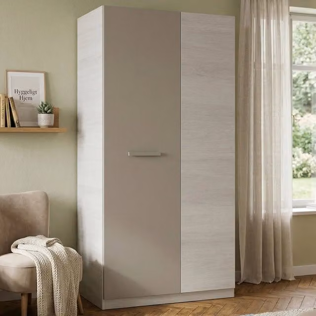 Guardaroba Alpine, Armadio per camera da letto a 2 ante battenti, Mobile con 3 ripiani e barra appendiabiti, cm 90x52h200, Bianco e Marrone
