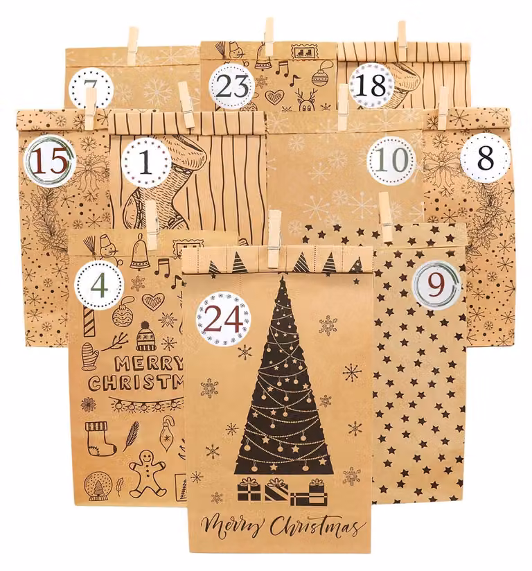 Calendario dell'Avvento fai-da-te: 24 sacchetti, mollette di legno, adesivi, dimensioni 23,5x12 cm
