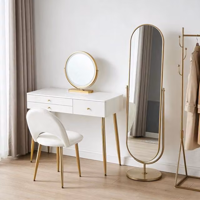 Toeletta con specchio LED touch regolabile e 3 cassetti con sedia in velluto bianco e oro 100 × 40 × 122 cm