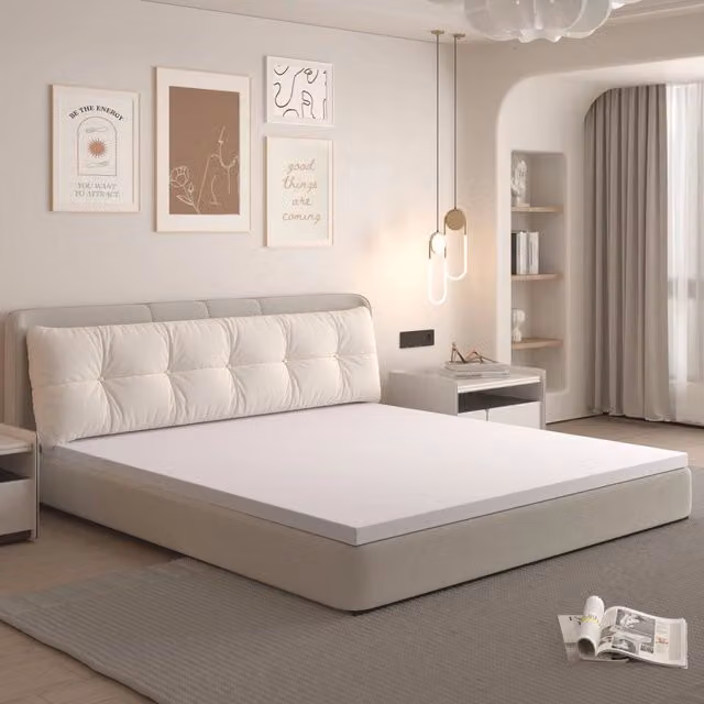 Materasso Minimal H3 in schiuma bianca con rivestimento sfoderabile e antibatterico, certificato Oeko-TEX, L: 180 cm, P: 200 cm