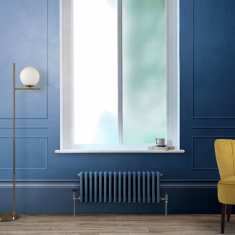 Radiatore Orizzontale a Colonne (3 Colonne) 300mm x 785mm - Blu (Deep Sea Blu) - Regent