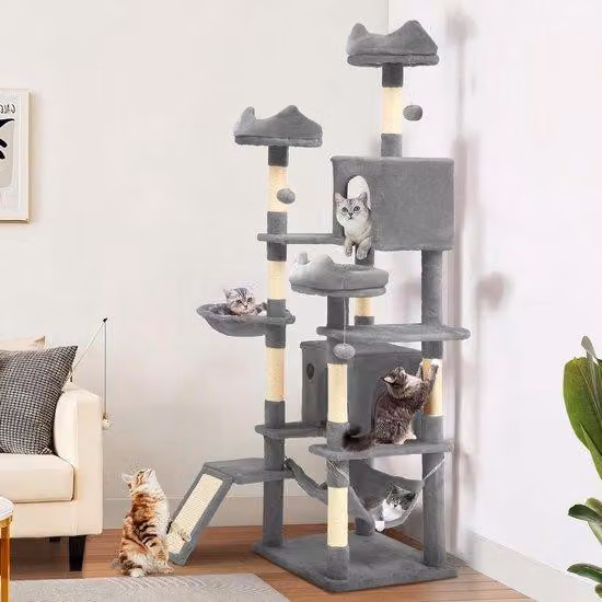 Torre per gatti grigio chiaro