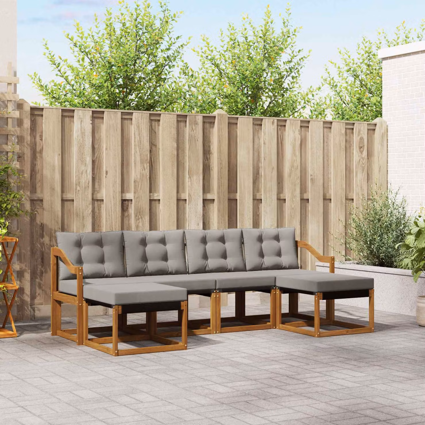 Set di divani da esterno vidaXL a forma di L composto da 6 pezzi in legno di acacia con cuscini in tessuto beige e grigio