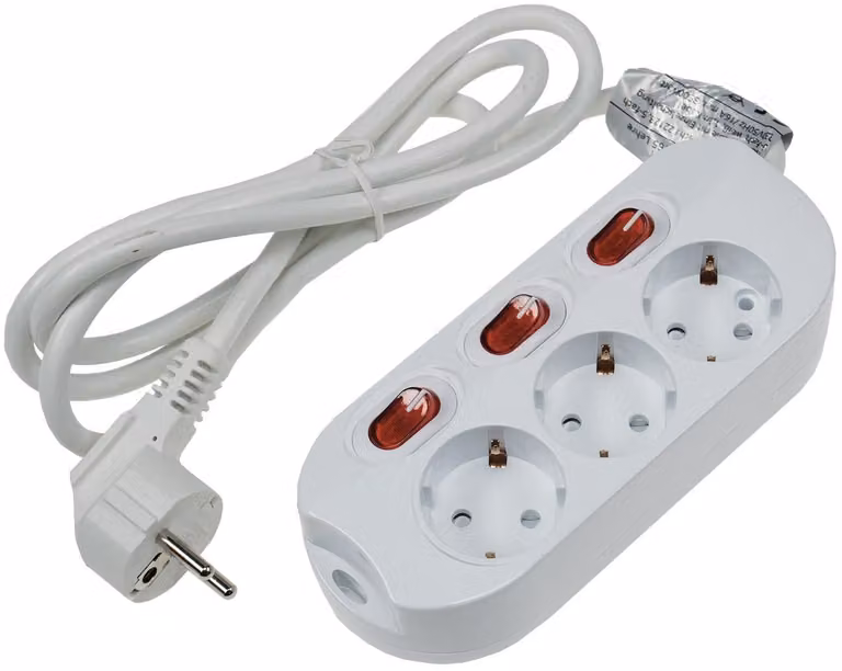 Ciabatta multipresa, con interruttore individuale per ogni presa, cavo da 1,5 metri - 3500W 16A - Bianco