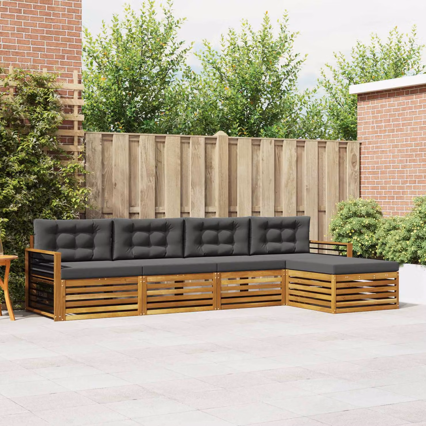 vidaXL Set di divani da esterno a L in legno di acacia con pouf, beige e antracite