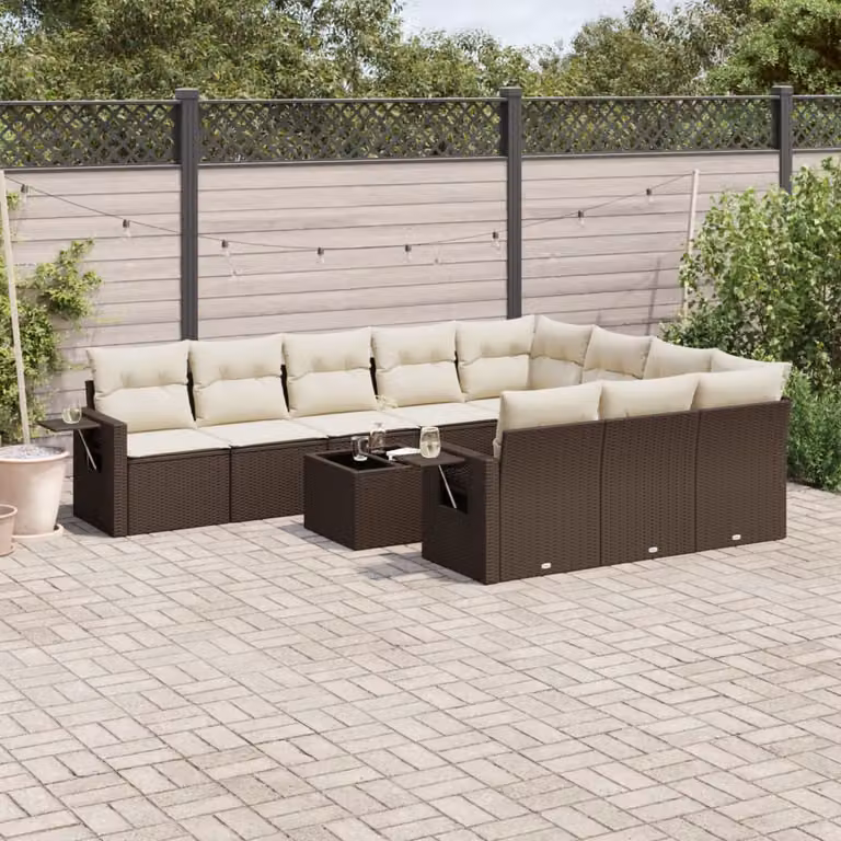 vidaXL Set Divani da Giardino 11 pz in Polyrattan Marrone con Cuscini Bianchi e Tavolino da Esterno