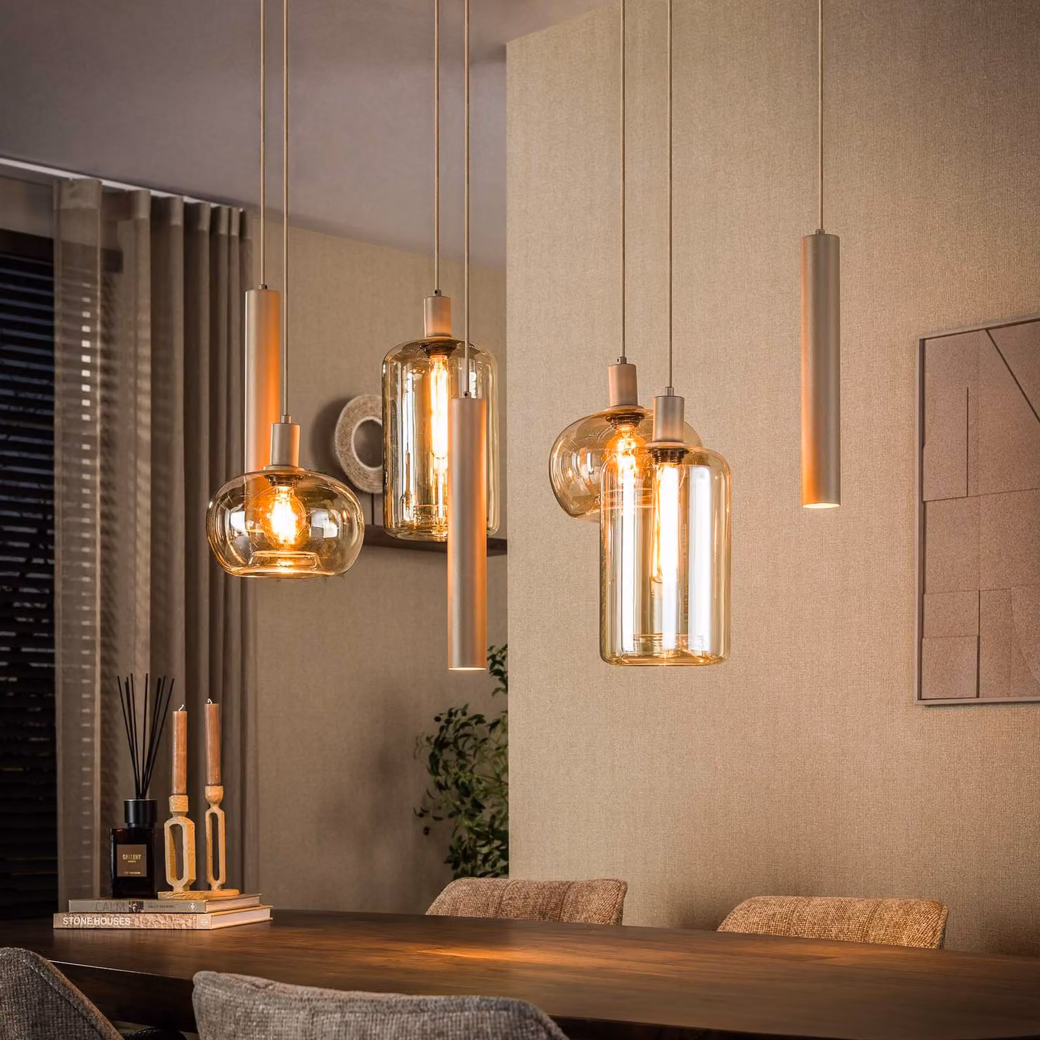 ZIJLSTRA Lampada a sospensione in vetro Serene, dimmerabile, Crema / Ambra, Soggiorno / Sala da pranzo, Vetro, Scandinavo, Lampada a sospensione