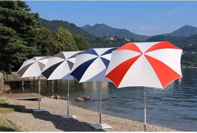 Ombrellone a palo centrale Malta Maffei Made in Italy Bianco e Rosso ø 200 cm con protezione UPF 50+ – 1