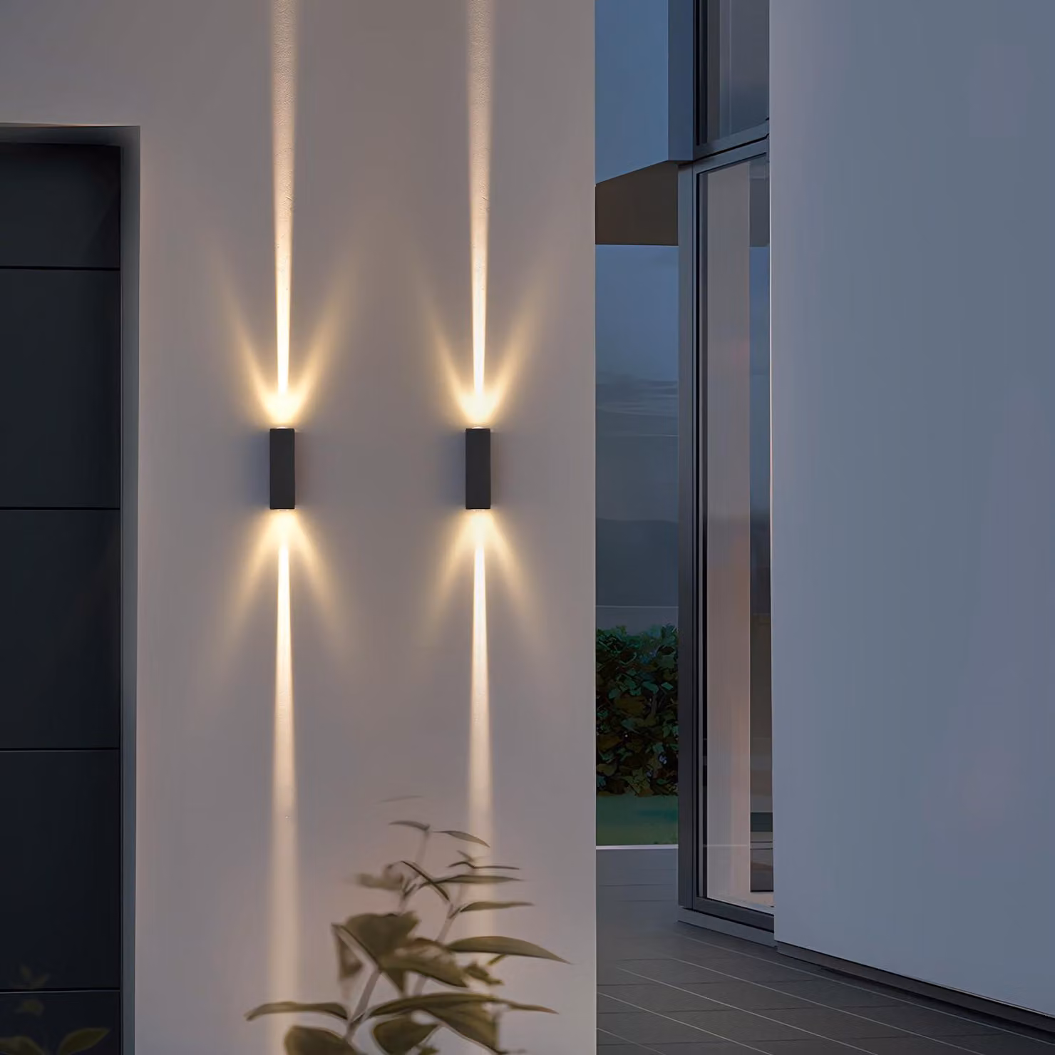 Lampada a LED da esterno, 2 pezzi, alluminio, luce direzionale verso l'alto e verso il basso, 6 W, 3000 K, grado di protezione IP65, colore nero