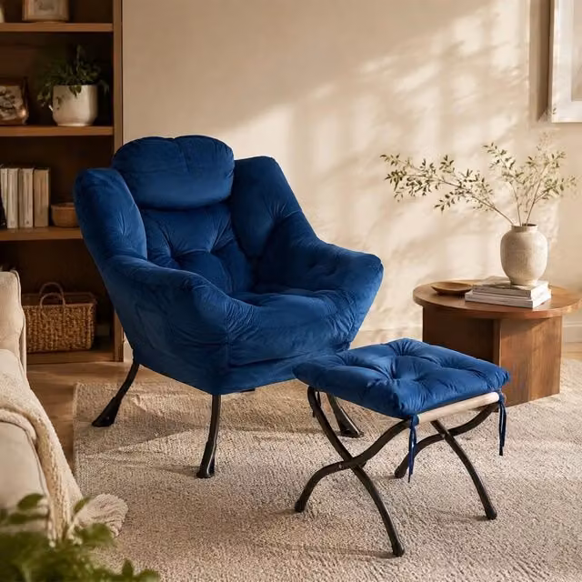 Poltrona relax con poggiapiedi, braccioli imbottiti e tasca laterale, blu scuro