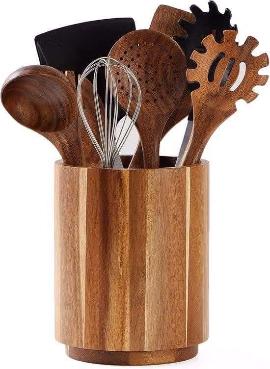 Accessori da cucina in legno per cucine e cucine in stile rustico