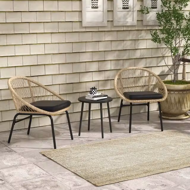 Set da giardino in rattan 3 pezzi con 2 poltrone; tavolino rotondo e cuscini giallo