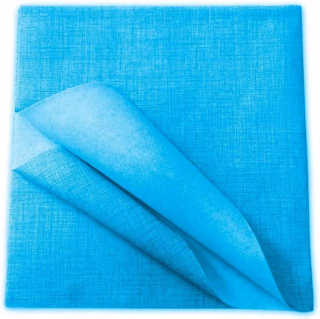 Set di 100 Tovaglie Monouso I CasAmici in TNT, Colore Celeste, Quadrata, 100x100 cm, Idrorepellente e Facile da Curare