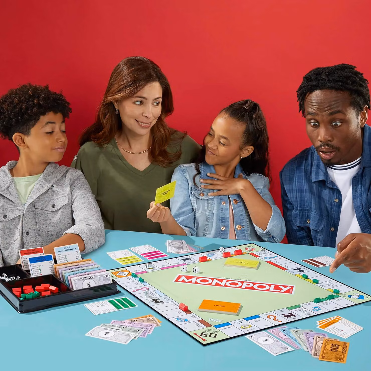 Hasbro Monopoly Classic Refresh Gioco da Tavolo Multicolore per 8+ Anni – 2