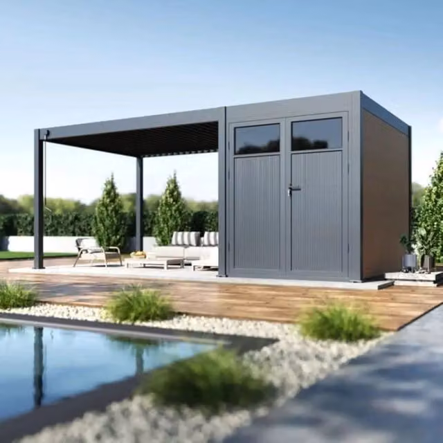 Casetta da giardino autoportante Ombréa con pergola bioclimatica in alluminio e WPC, colore antracite, L: 302,3 cm, P: 255,8 cm, H: 204,2 cm