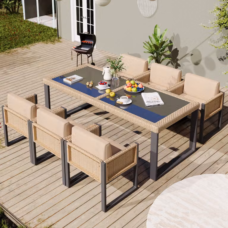 okwish: Tavolo da pranzo e set di sedie, set da giardino per 6 persone con poltrone, rivestimenti removibili e lavabili, un tavolo e sei sedie, colore marrone