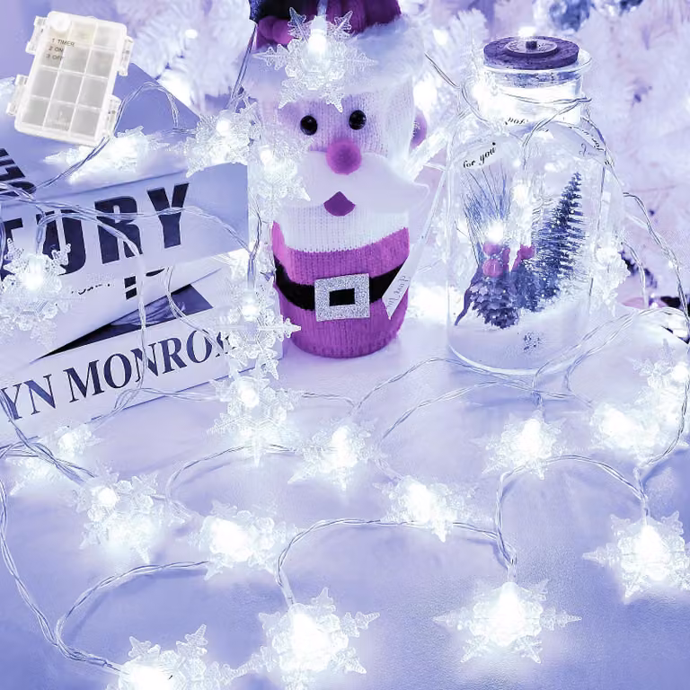 Catena luminosa a LED a forma di fiocchi di neve, lunghezza 3 metri, 20 LED, luce bianca fredda, grado di protezione IP65