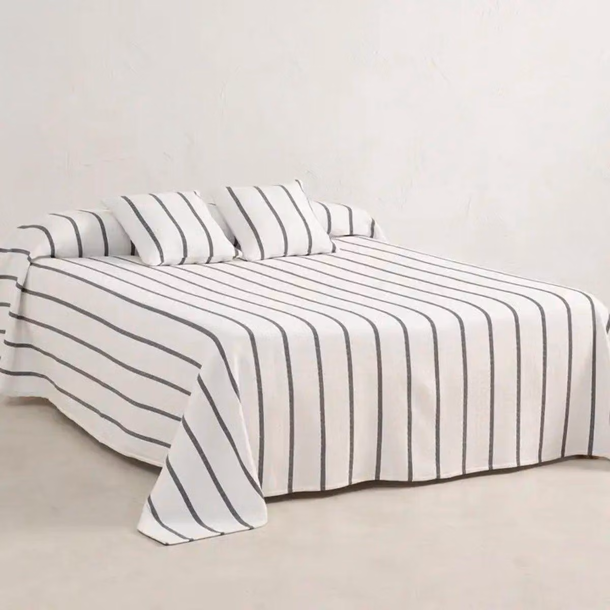 Coperta leggera a righe Gamusi Retta – 235 x 270 cm – Blu – Realizzata in cotone/poliestere, ideale per la stagione intermedia