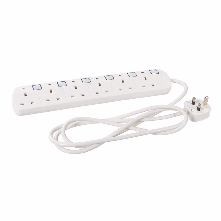 Presa multipla con interruttori e spia luminosa, 230 V 6 prese, 2 m