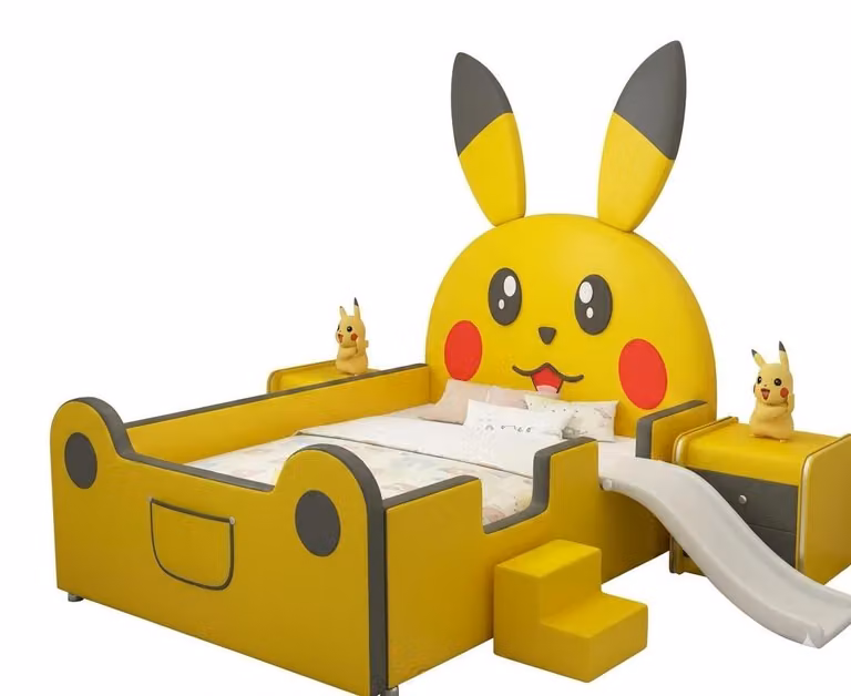 Letto a forma di Pikachu giallo, multifunzionale, con scivolo e scaletta